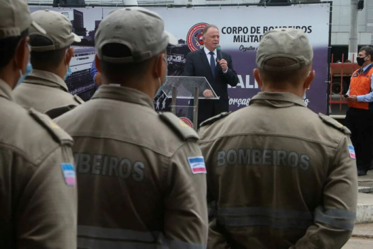 Salário até R$ 10 mil: Corpo de Bombeiros do ES abre concurso para oficial combatente