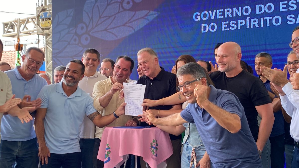 Casagrande visita Iconha, entrega obras e anuncia novos investimentos