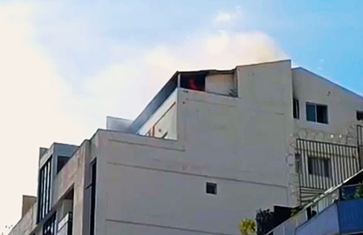 Incêndio em apartamento na Praia do Morro mata professor em Guarapari