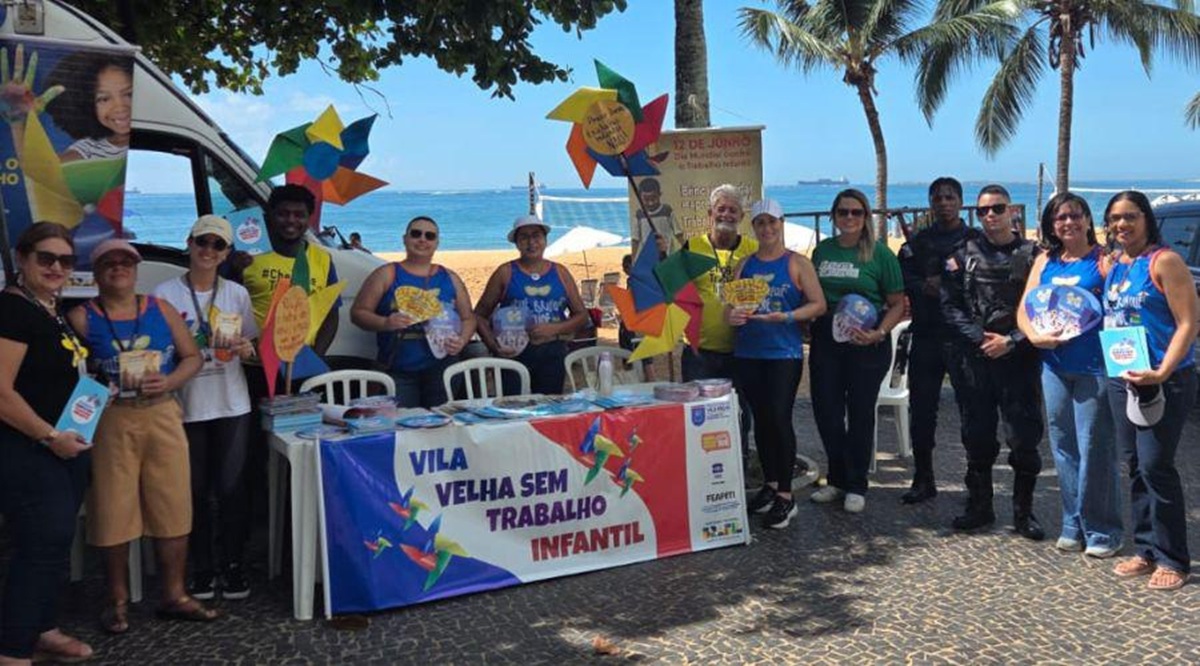 Vila Velha realiza ação contra o trabalho infantil na orla do município