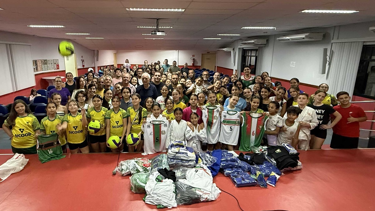 Novos materiais esportivos chegam ao projeto Campeões do Futuro em Alfredo Chaves